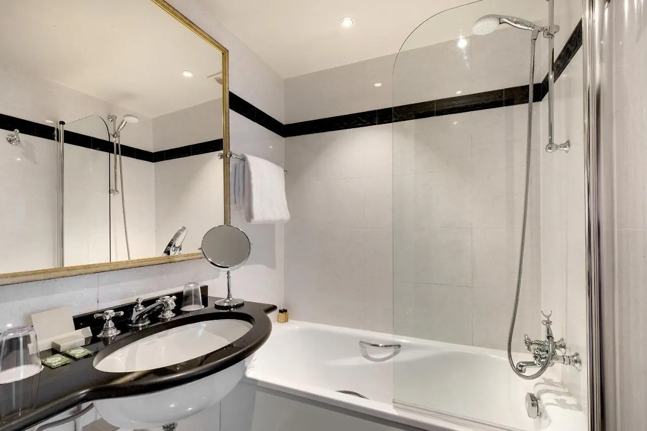 Le Senat Hotel 4*