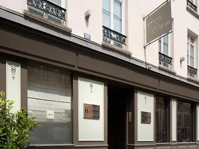 乐瑟纳酒店 酒店