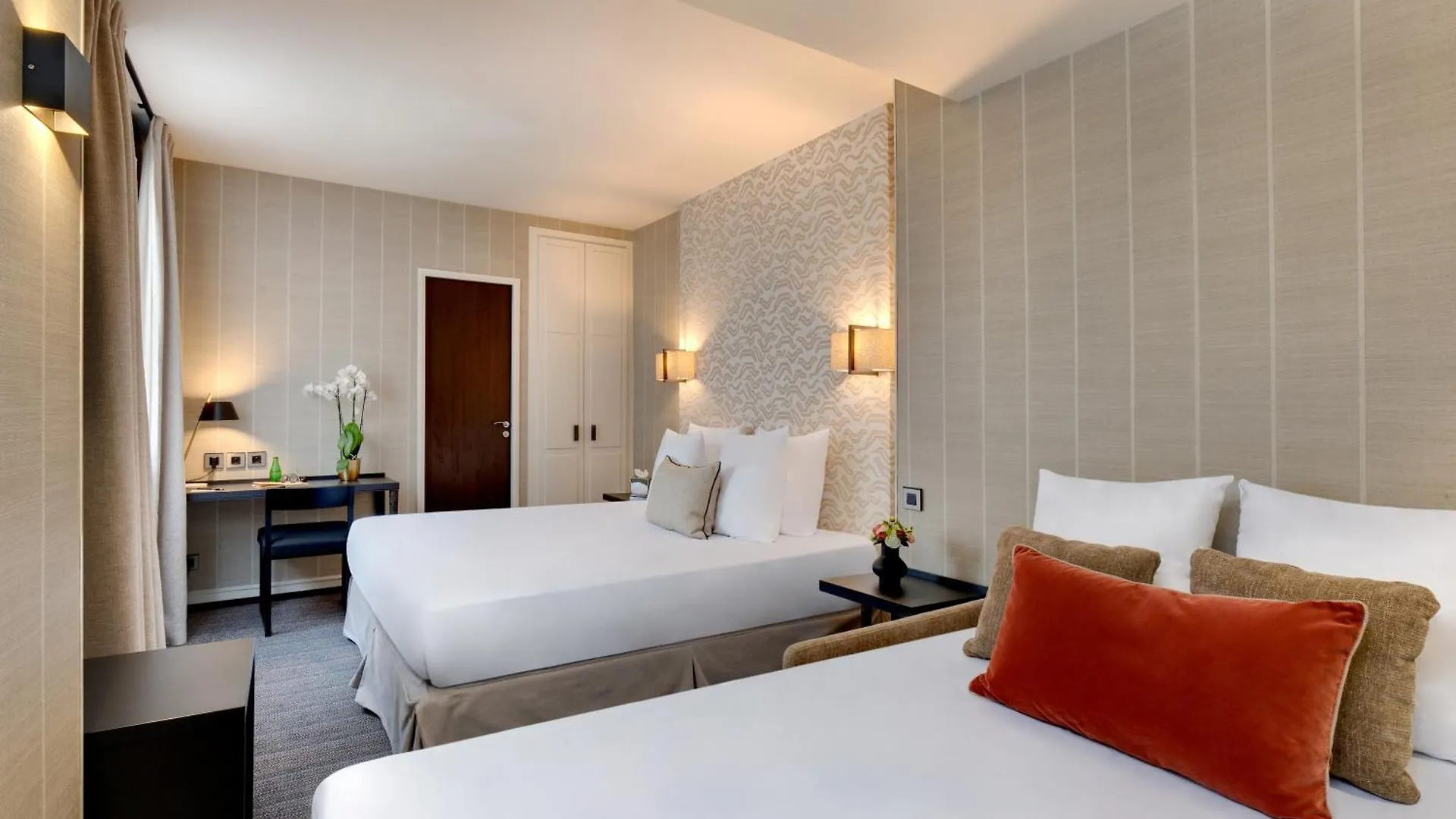 Le Senat 4*